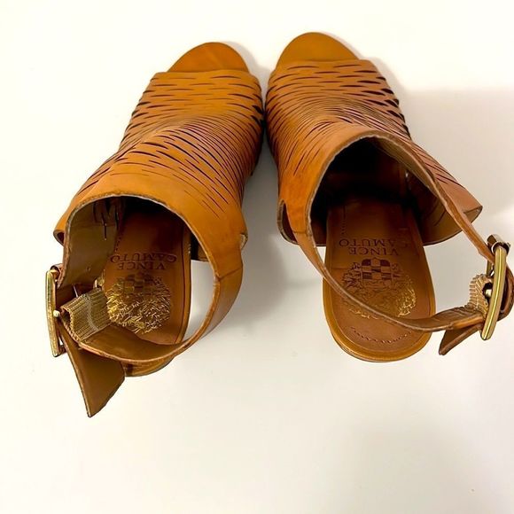 Vince Camuto Heels - Picture 5 of 9